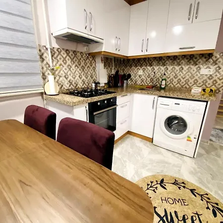 Cozy Near Pelican Mall, Apartment Istanbul